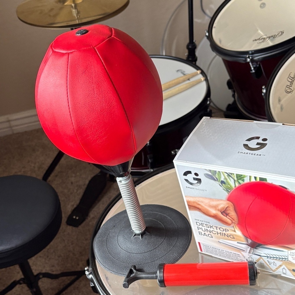 SmartGear Red Desktop Punching Bag